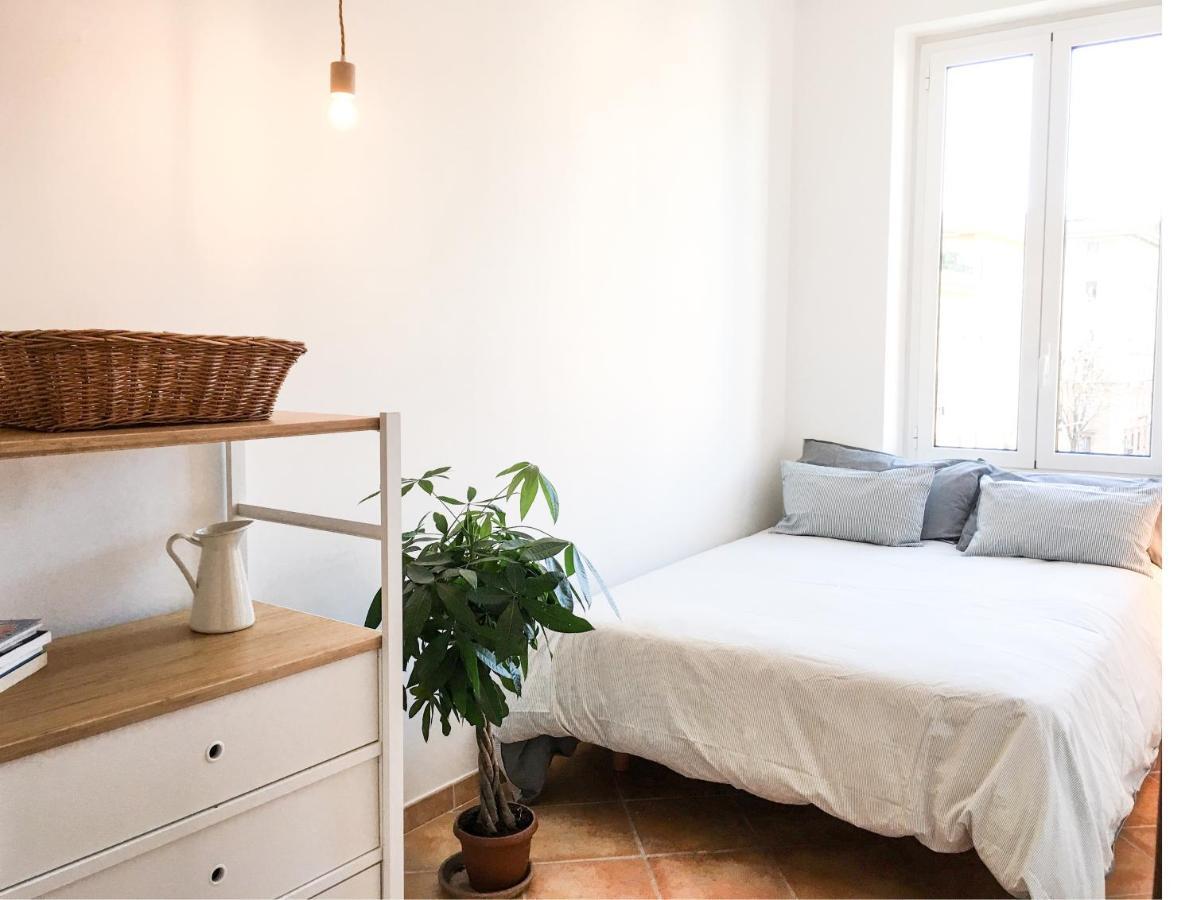 Panoramic Castle Apt Trastevere Roma Rom bilde